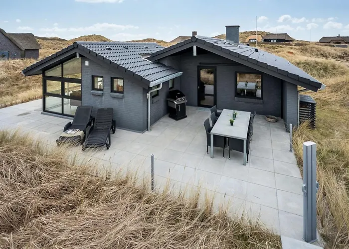 Walther - 300m From The Sea By Interhome